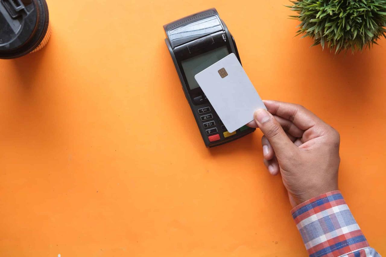 Choosing the Right UK Payment Processor | Segpay Tips for Choosing the Right Payment Processor