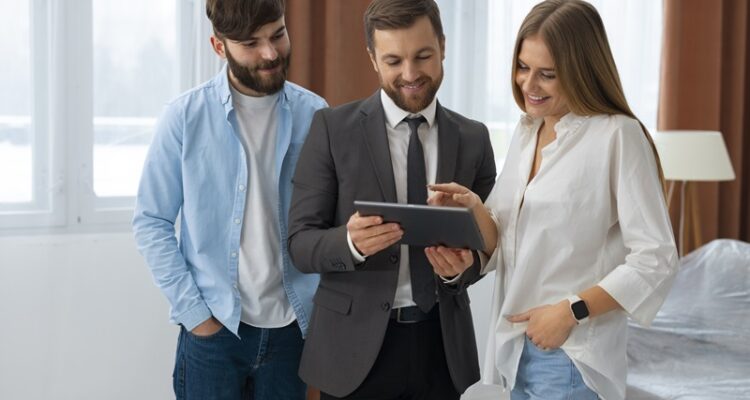 The Role of Real Estate Agents in Property Transactions