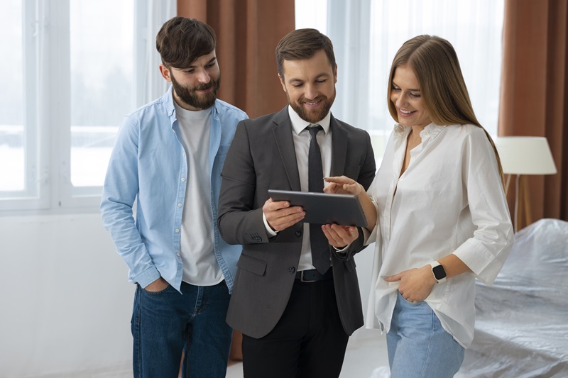 The Role of Real Estate Agents in Property Transactions