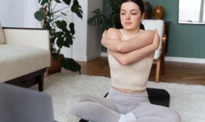 How to Manage Chronic Pain Through Lifestyle Changes
