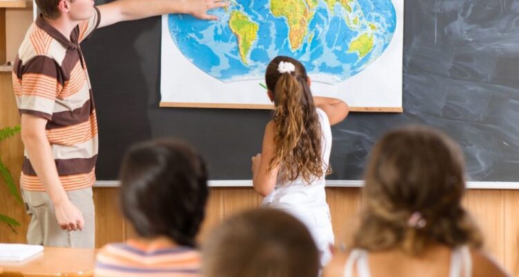 How to Integrate Multicultural Education in the Classroom Effectively
