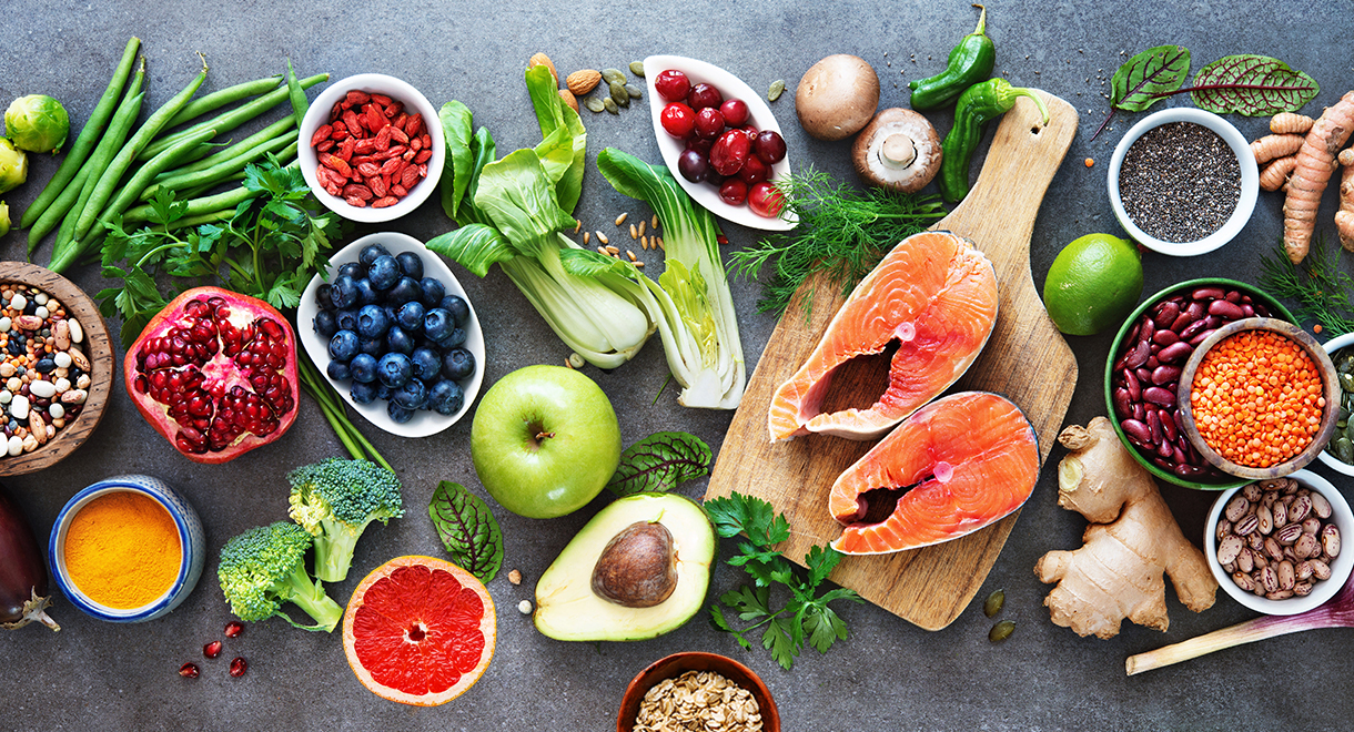The Best Superfoods for Boosting Health and Energy